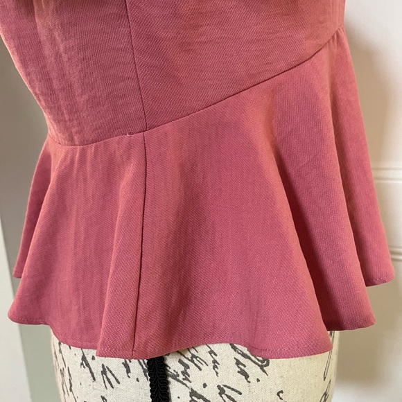 Timeless Topshop Short Sleeve, Mauve Colored Blouse. Size: 4. - Picture 9 of 11